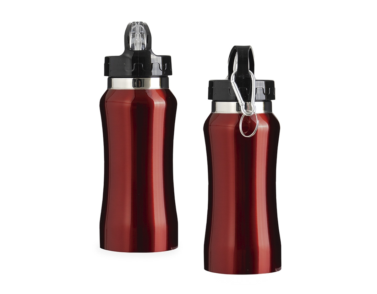 Squeeze em inox com capacidade para até 500ml. Possui tampa rosqueável em plástico com alça fixa e bico flip. Acompanha canudo interno removível e mosquetão metálico com argola.