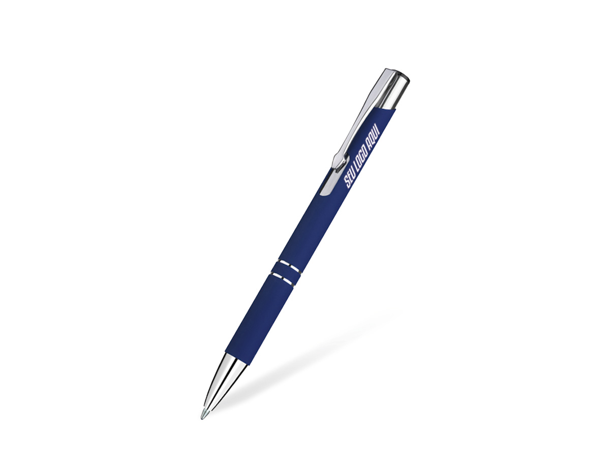 Caneta esferográfica em metal com escrita na cor azul, apresentando acabamento fosco que confere elegância e modernidade ao design. Possui detalhe brilhoso, criando um contraste sofisticado e valorizando o visual da peça. Ideal para uso corporativo ou como brinde promocional de alto padrão, unindo estilo e funcionalidade.