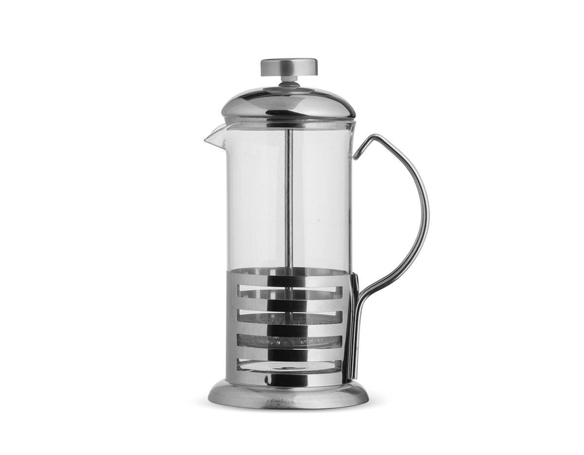 Cafeteira tipo prensa francesa com capacidade de até 350ml, ideal para preparar café com praticidade e sabor intenso. Produzida em vidro, possui alça e detalhes em inox, além de tampa com êmbolo e filtro em tela de inox. Um item elegante e funcional, perfeito para brindes corporativos sofisticados.