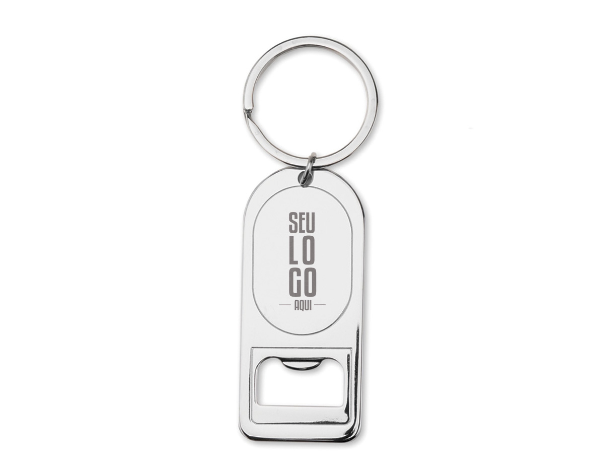 Chaveiro metálico com acabamento brilhante e abridor de garrafas integrado, unindo praticidade e resistência em um único acessório. Compacto e funcional, é ideal para o uso diário e oferece excelente área para personalização. Uma ótima opção de brinde corporativo para fortalecer a divulgação da marca de forma útil e duradoura.