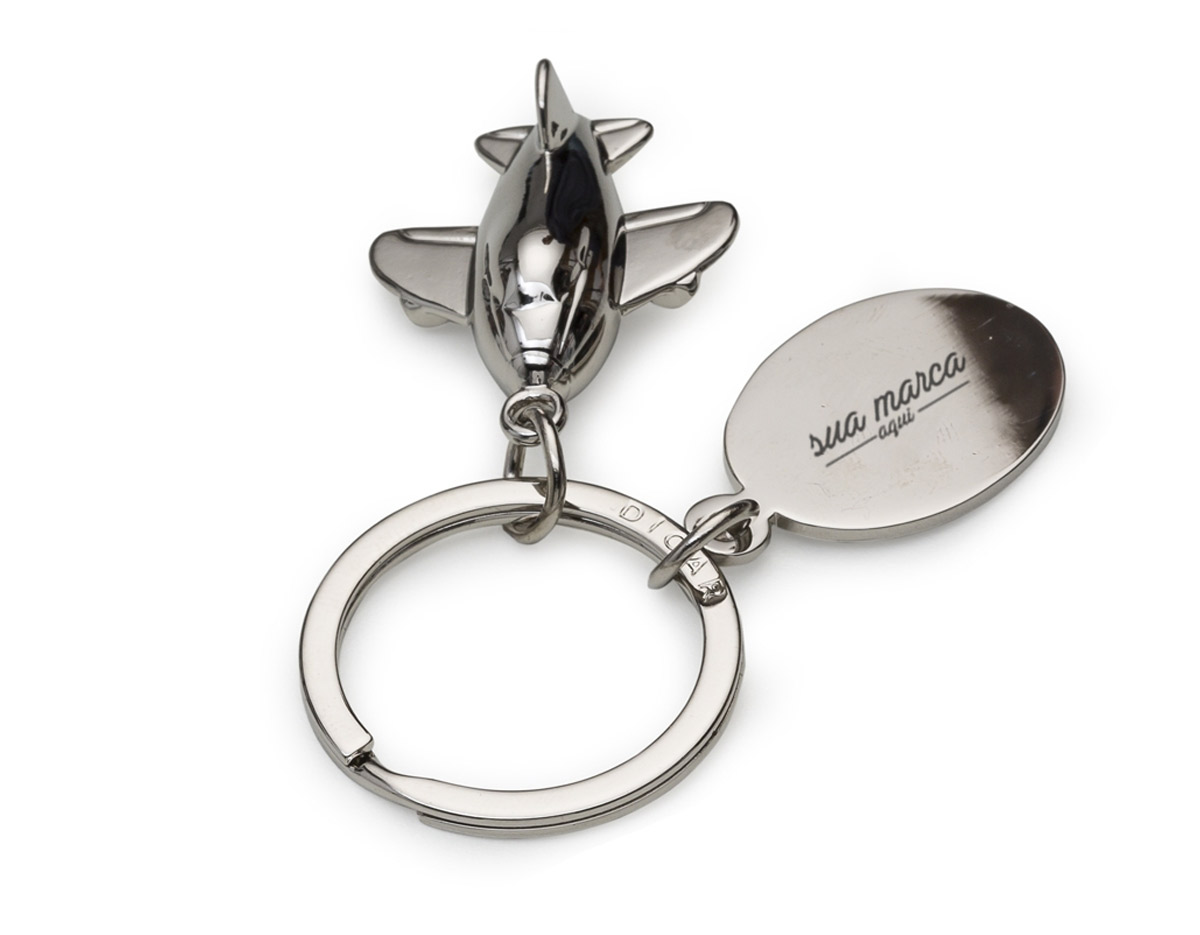 Chaveiro de metal avião 3D com placa para gravação.