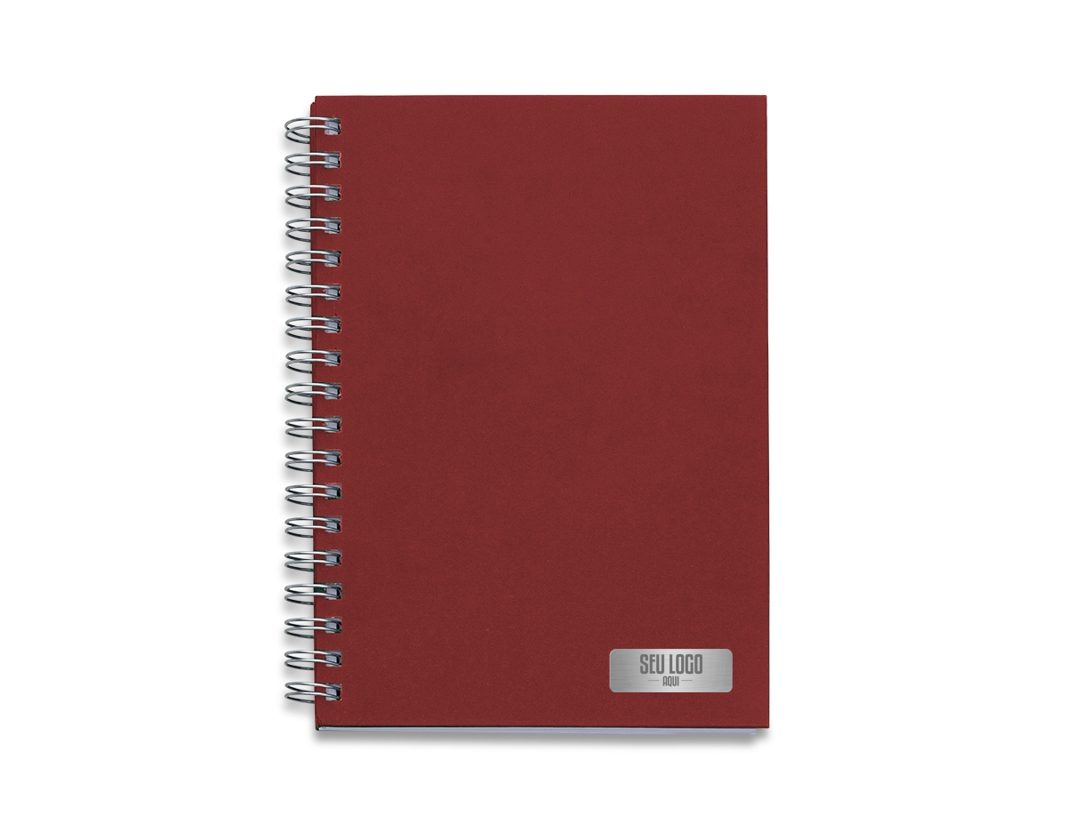  Caderno com capa kraft colorida e espiral prata metálico. Possui aproximadamente 98 folhas brancas pautadas e páginas para: dados pessoais, calendário de 2023 à 2026 e planejamento.