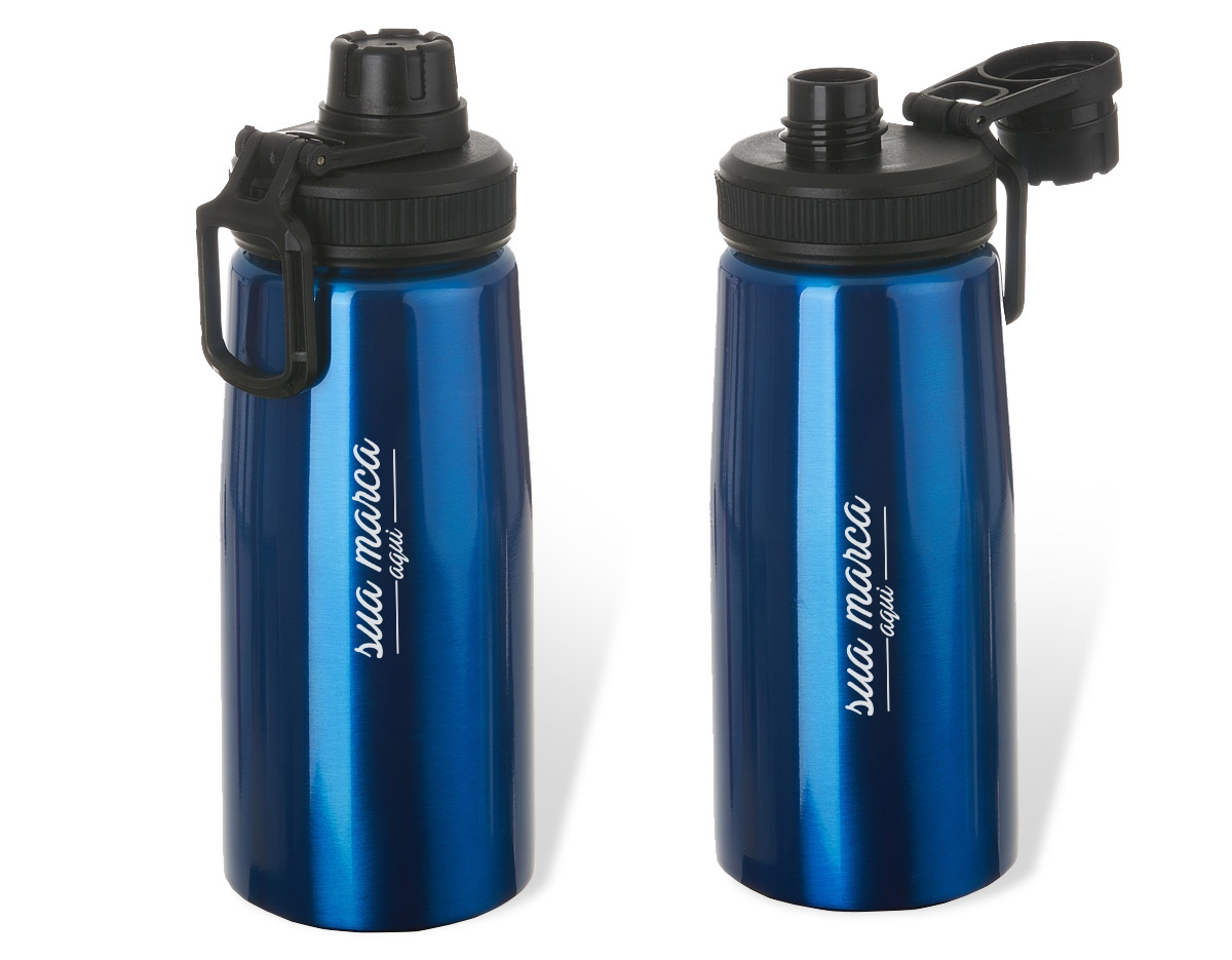 Squeeze metálico 750ml com alça para transporte, possui tampa com detalhe emborrachado e tampa protetora para o bocal.