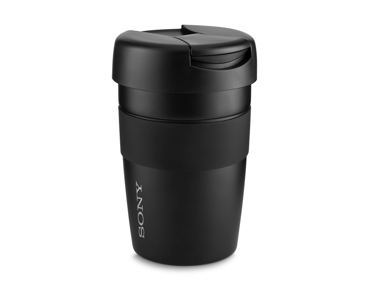 Caneca em aço inox parede dupla, conserva temperatura, pegador em silicone e bico com tampa. Capacidade 350ml.