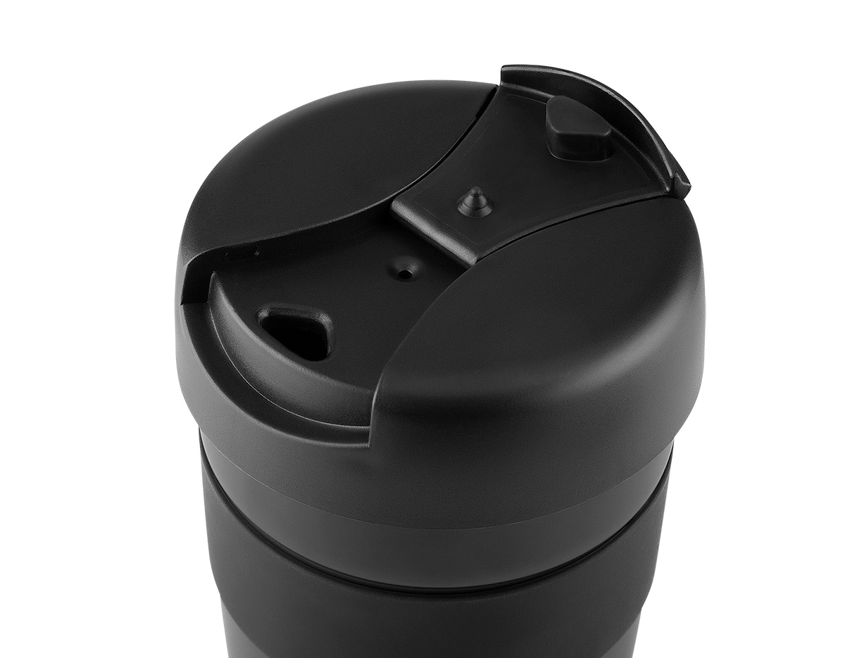 Caneca em aço inox parede dupla, conserva temperatura, pegador em silicone e bico com tampa. Capacidade 350ml.