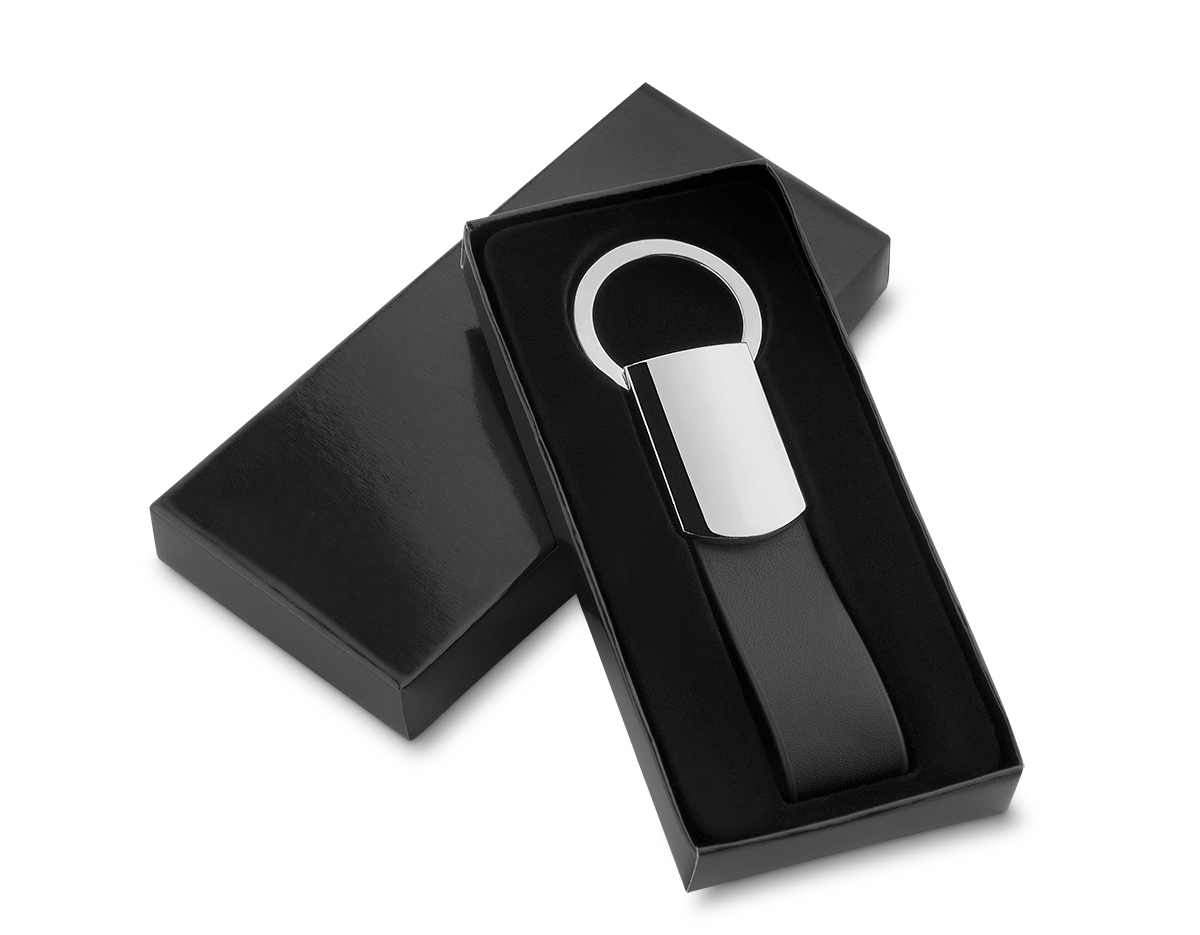 Chaveiro de metal fosco com alça em couro sintético preto + caixa com berço aveludado