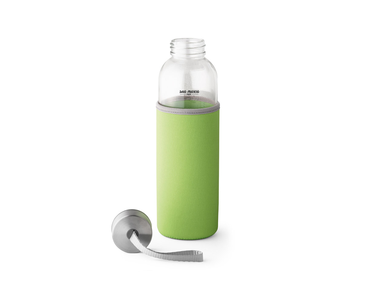 Squeeze em vidro e tampa em aço inox com alça para fácil transporte. Capacidade até 520 mL. Fornecido com luva em soft shell dando proteção extra à sua squeeze. Caixa branca 94651 vendida opcionalmente. Certificação EU Food Grade