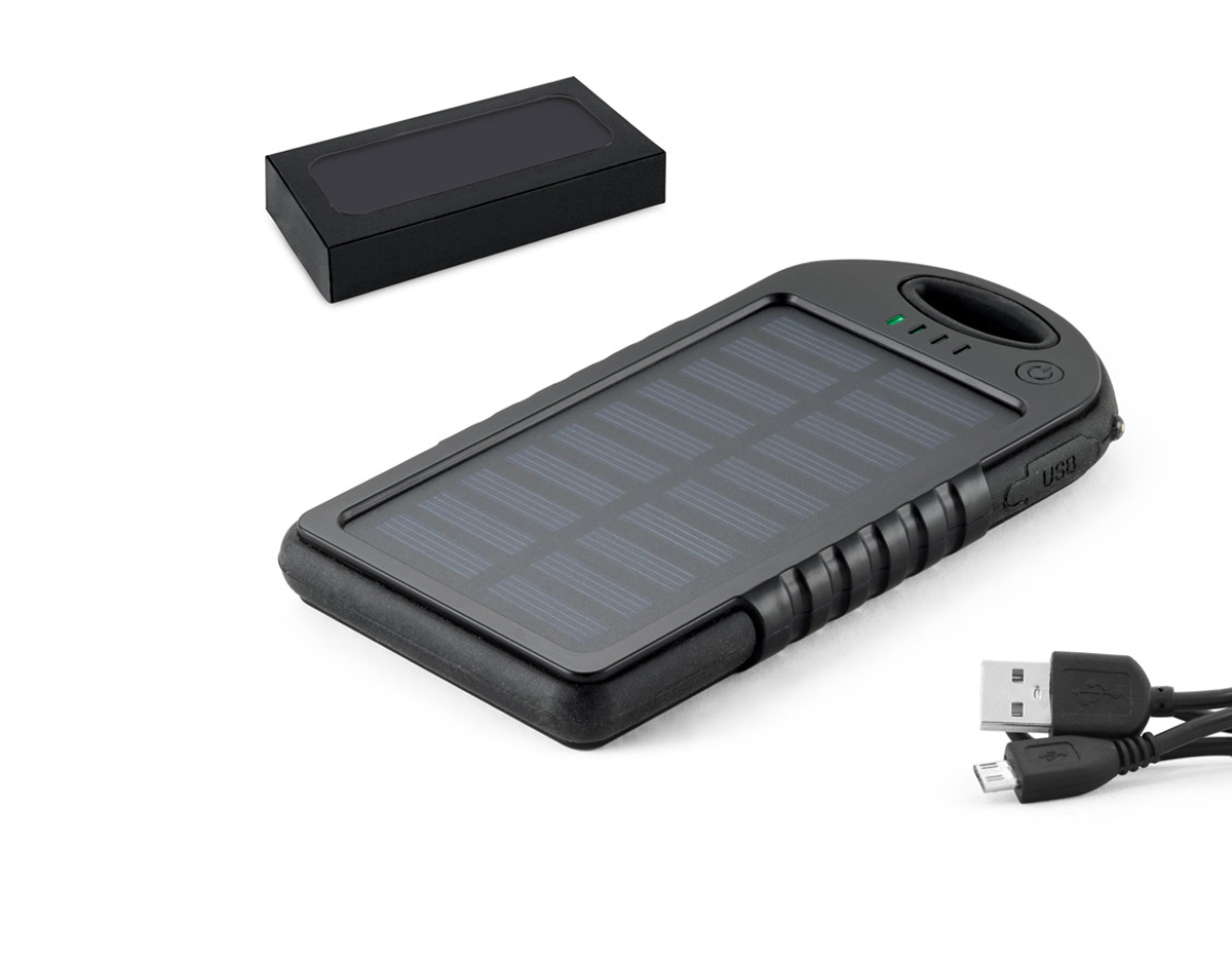 Bateria portátil solar em ABS com painel solar e LED. Bateria de lítio com capacidade de 2.000 mAh, entrada/saída 5V/1A e 2 portas USB. Incluso cabo USB/micro USB para carregar a bateria. 