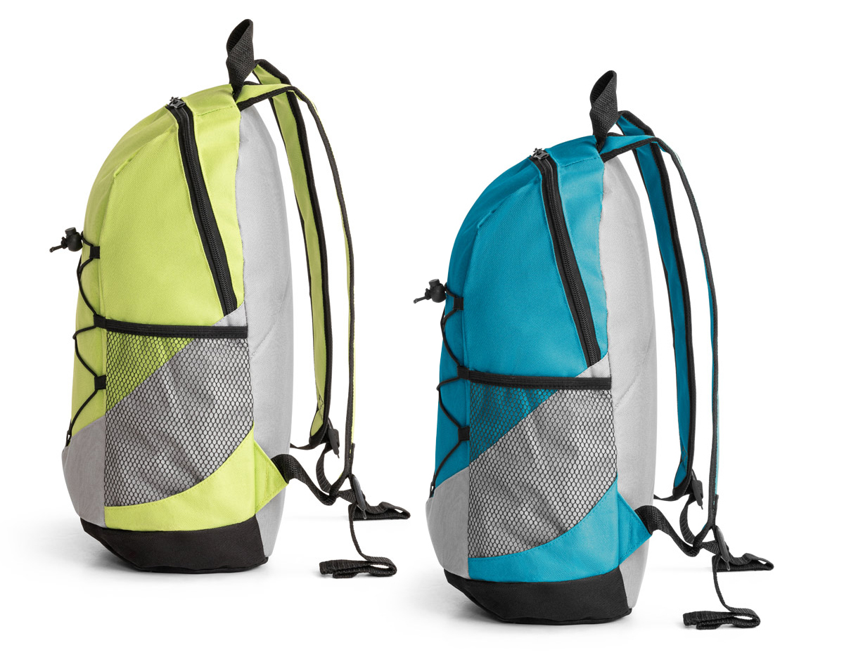 Mochila em 600D com bolsos laterais em tela e bolso interior. Parte posterior e alças almofadadas 250 x 420 x 180 mm
