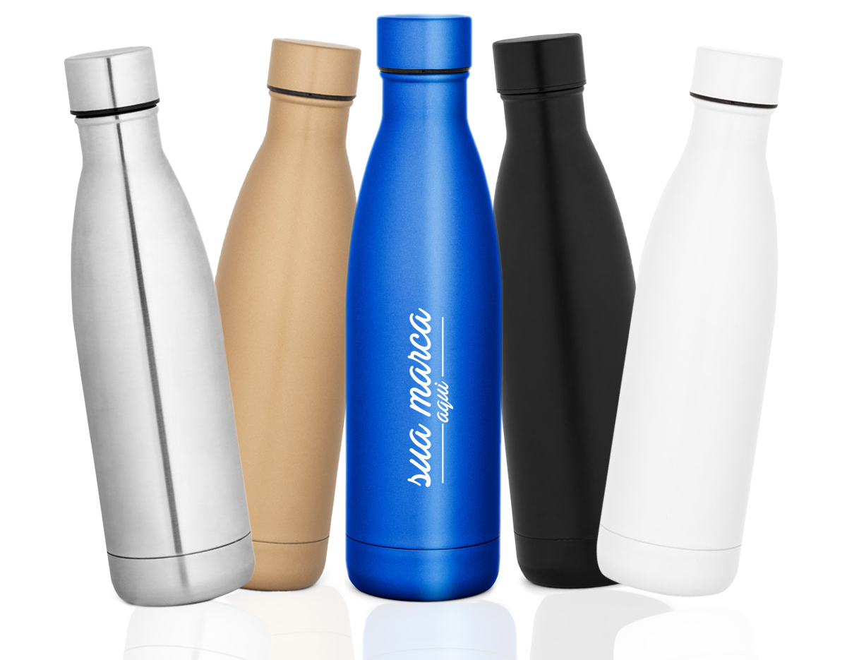 Garrafa térmica em aço inox com parede dupla e tampa com sistema de vácuo. Capacidade até 580 ml