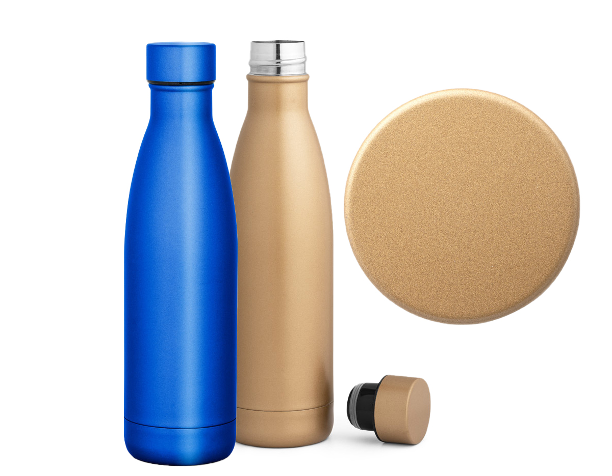 Garrafa térmica em aço inox com parede dupla e tampa com sistema de vácuo. Capacidade até 580 ml