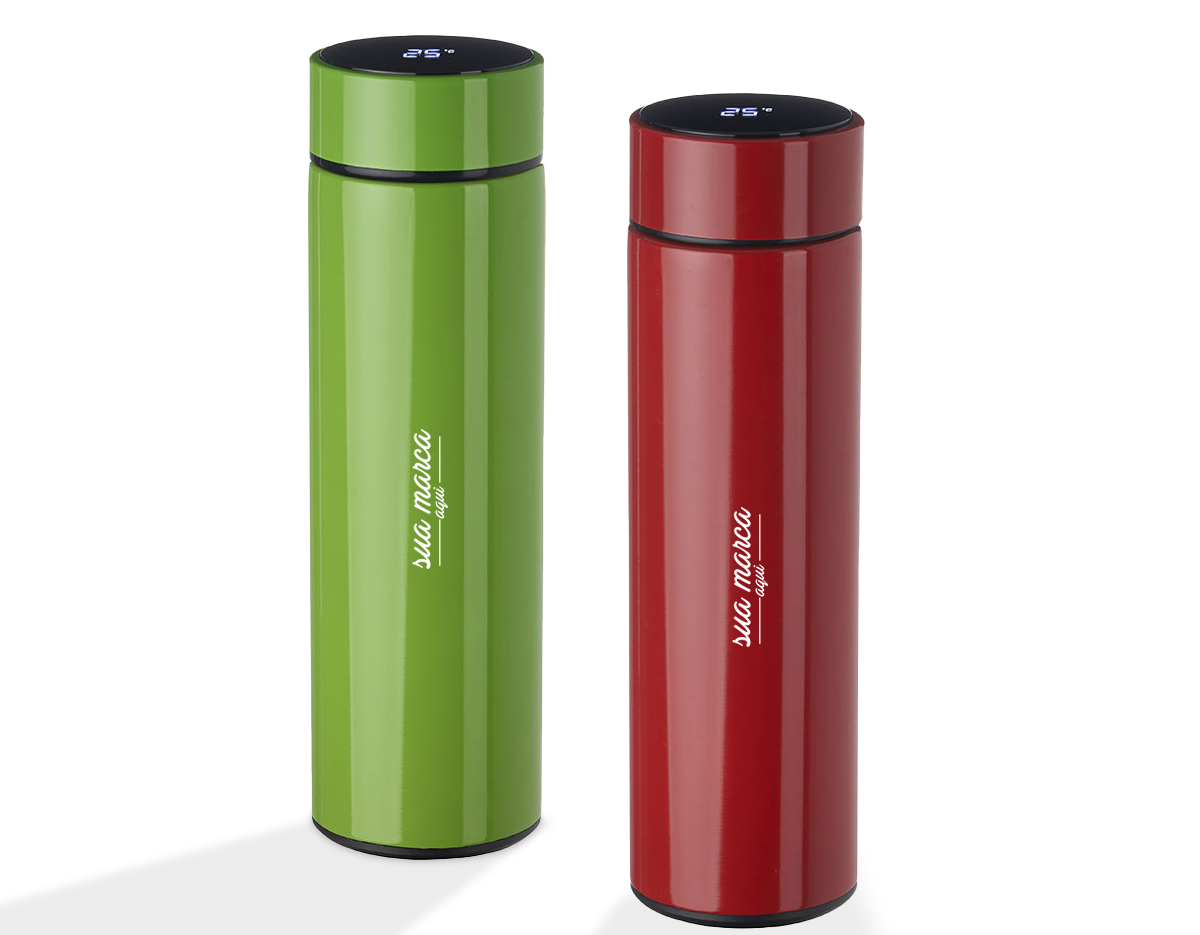Garrafa térmica em aço inox com parede dupla 450ml com infusor,
Display LED com termômetro digital na tampa para indicar a temperatura do líquido,
Conserva líquido quente por até 5 horas e líquido frio até 7 horas