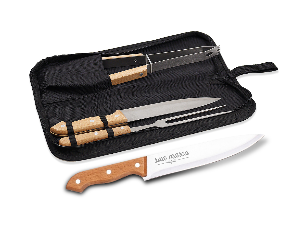Kit Churrasco, contendo:
Estojo de Nylon
Faca 
Garfo trinchante
Pegador
Os componentes de madeira poderão apresentar tonalidades diferente