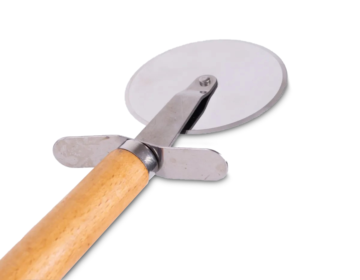 Kit pizzas contendo 2 peças
Tábua para pizza
Cortador.