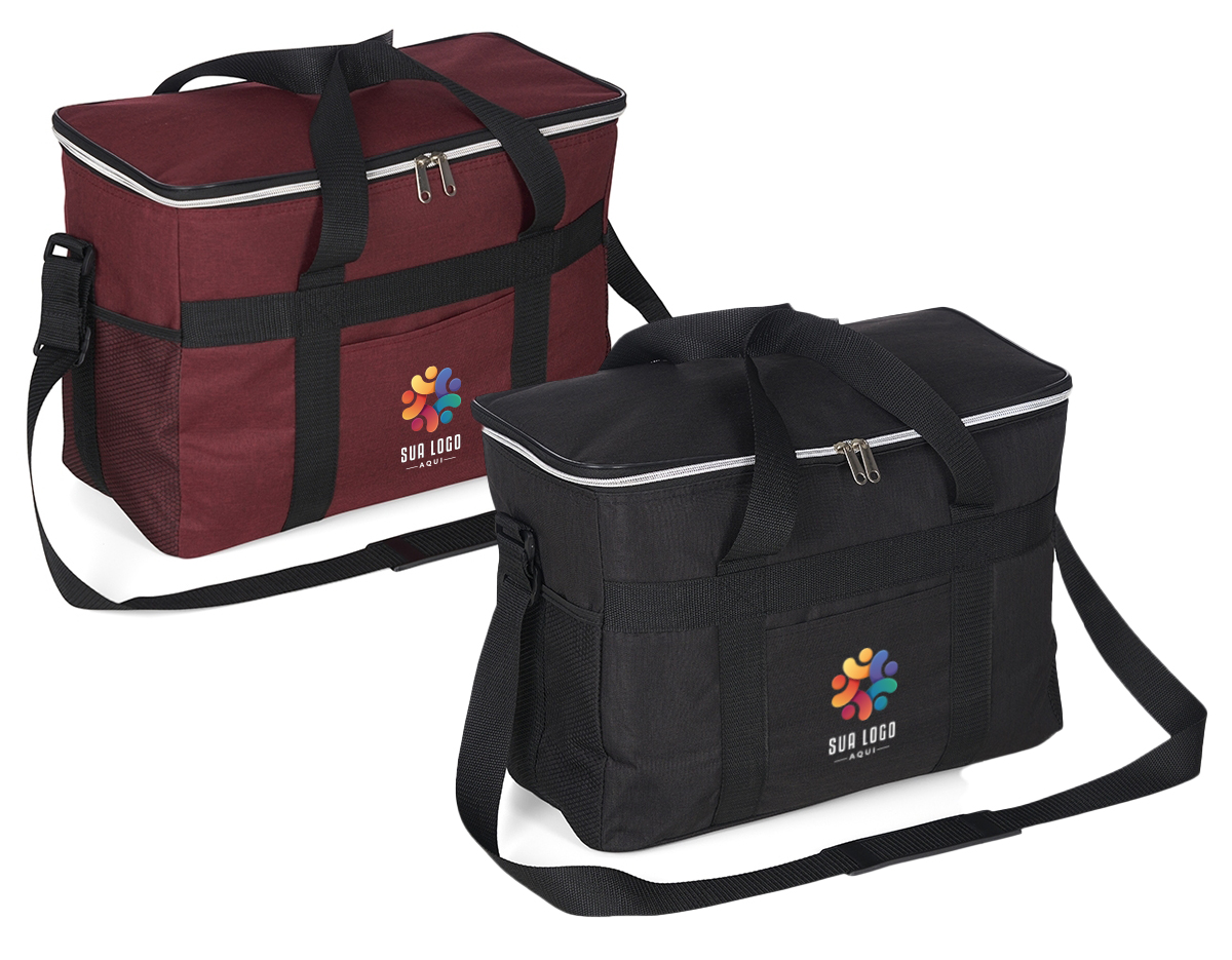 Bolsa térmica 33 litros. Contém bolso frontal, bolsos laterais telados, alça de mão em nylon e alça transversal regulável (não removível) com apoio para ombro.