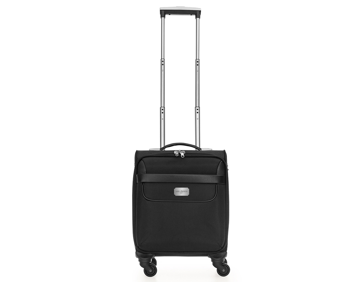 Mala de viagem com padrão para bagagem de mão, conforme especificações IATA (Associação Internacional de Transportes Aéreos). Confeccionada em nylon de alta qualidade, possui alça de mão emborrachada, puxador retrátil com botão acionador, sistema com 4 rodas multidirecionais, compartimento frontal de zíper com divisória para documentos e canetas e compartimento principal com bolso para notebook até 13.3 