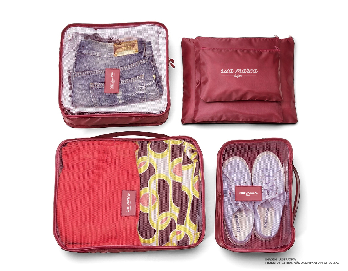 Kit necessaire com 6 peças confeccionadas em nylon. O cojunto de necessaires possui tamanhos diferenciados, sendo 3 unidades com: alça para transporte, zíperes com pegadores emborrachados, parte frontal com malha de nylon e plaquinha emborrachada para personalização; possui também 3 unidades de necessaires em nylon inteiramente lisas e impermeáveis