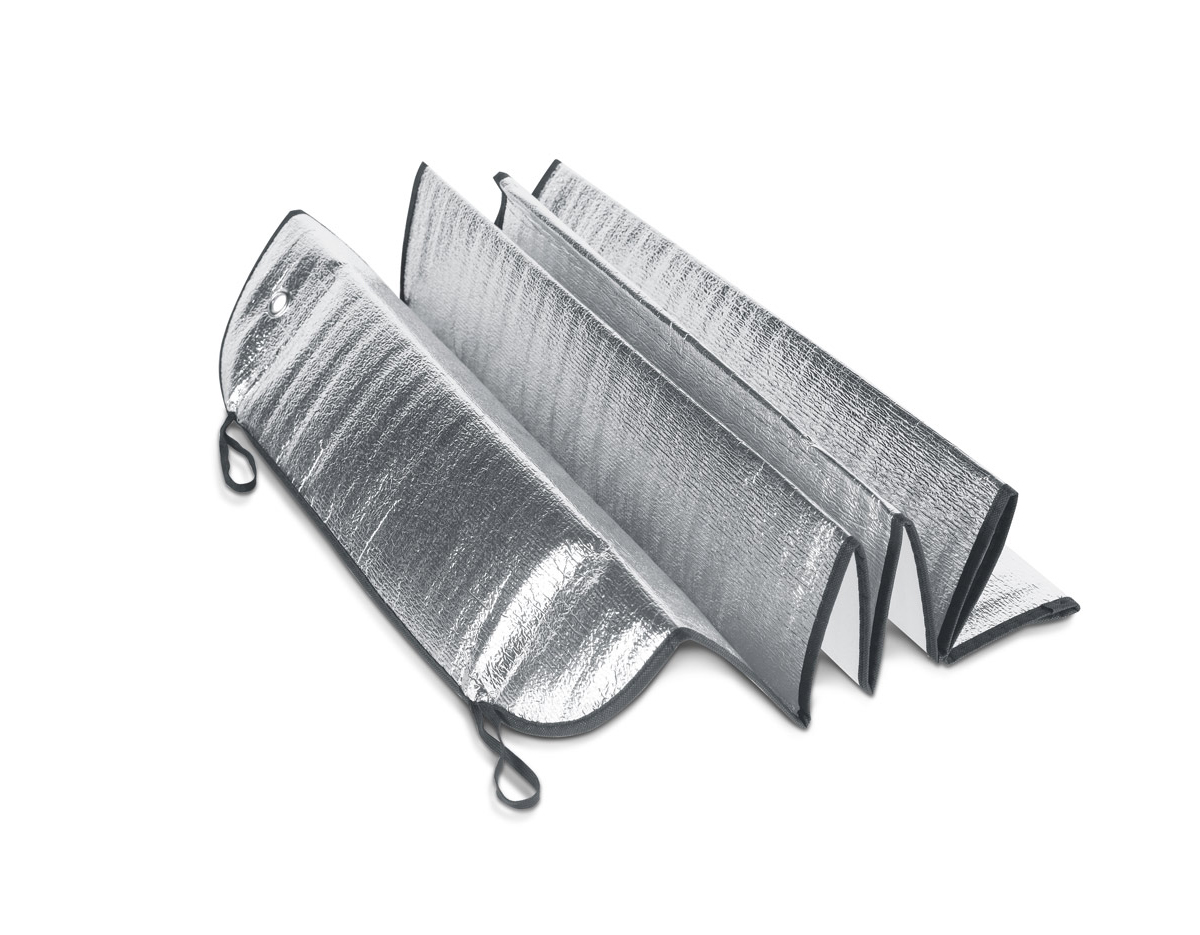 Protetor solar para carros em espuma de PE e forrado com 1 folha de alumínio. Adequado para vidro frontal e incluso 2 fixadores de ventosa