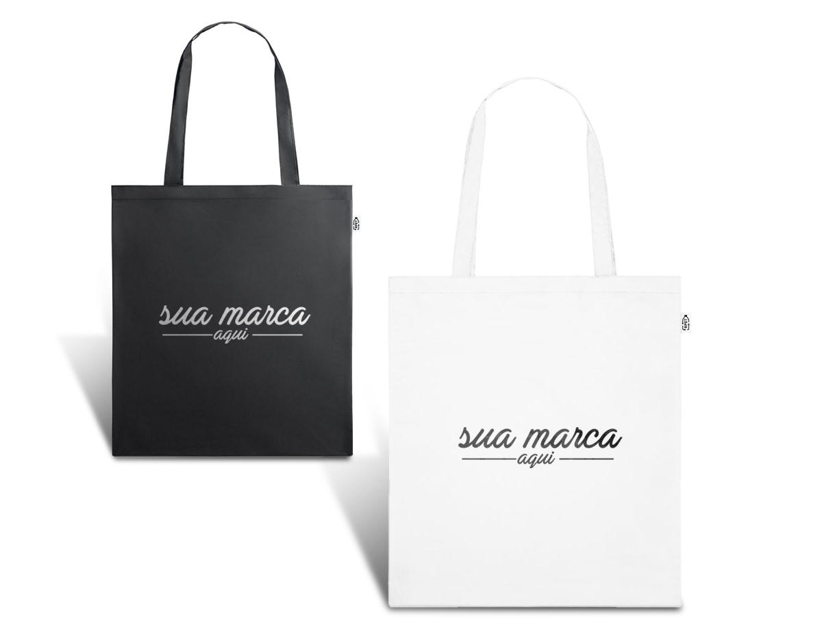 Sacola em rPET 190T. Produzida a partir de plástico reciclado contribuindo para a redução dos resíduos no meio ambiente. Alças de 60 cm. 380 x 420 mm