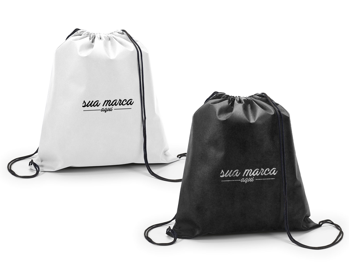 Sacola tipo mochila em non-woven (80 m/g²). 370 x 410 mm