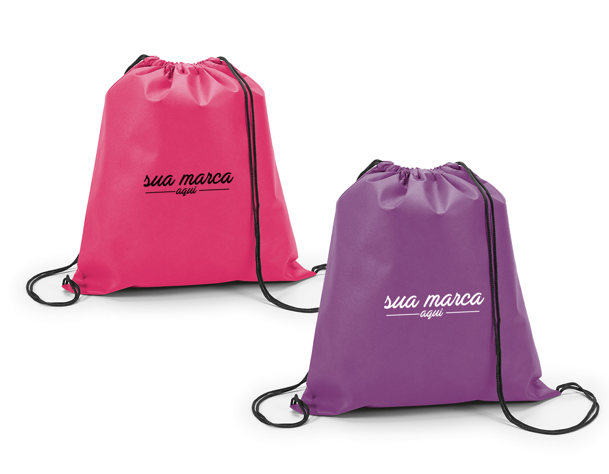 Sacola tipo mochila em non-woven (80 m/g²). 370 x 410 mm