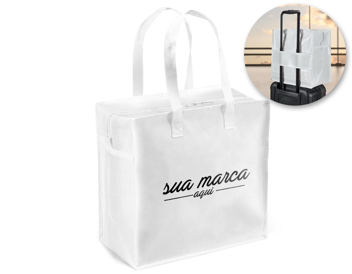 Sacola em non-woven laminado brilhante (140 g/m²) com zíper. A sacola tem encaixe para trolley, fundo reforçado e alças em webbing de 65 cm. 350 x 350mm