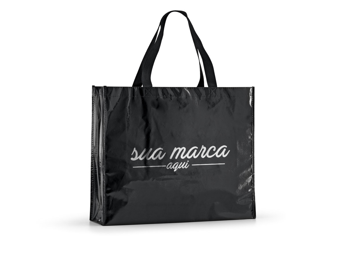 Sacola em non-woven laminado (120 g/m²) com laminação brilhante. Alças em webbing de 60 cm. 420 x 320 x 150 mm