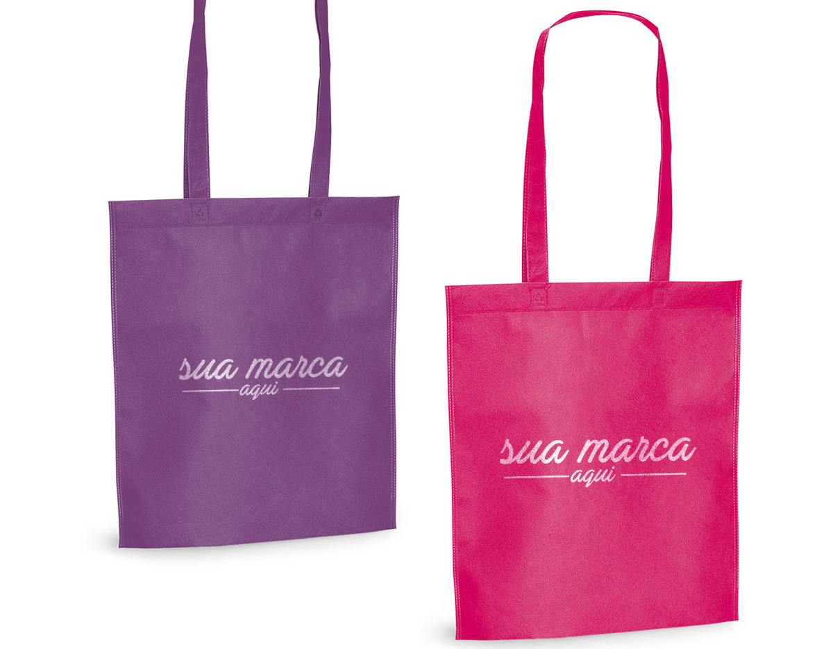 Sacola em non-woven (80 g/m²) termo-selado com alças de 55 cm. 270 x 350 mm