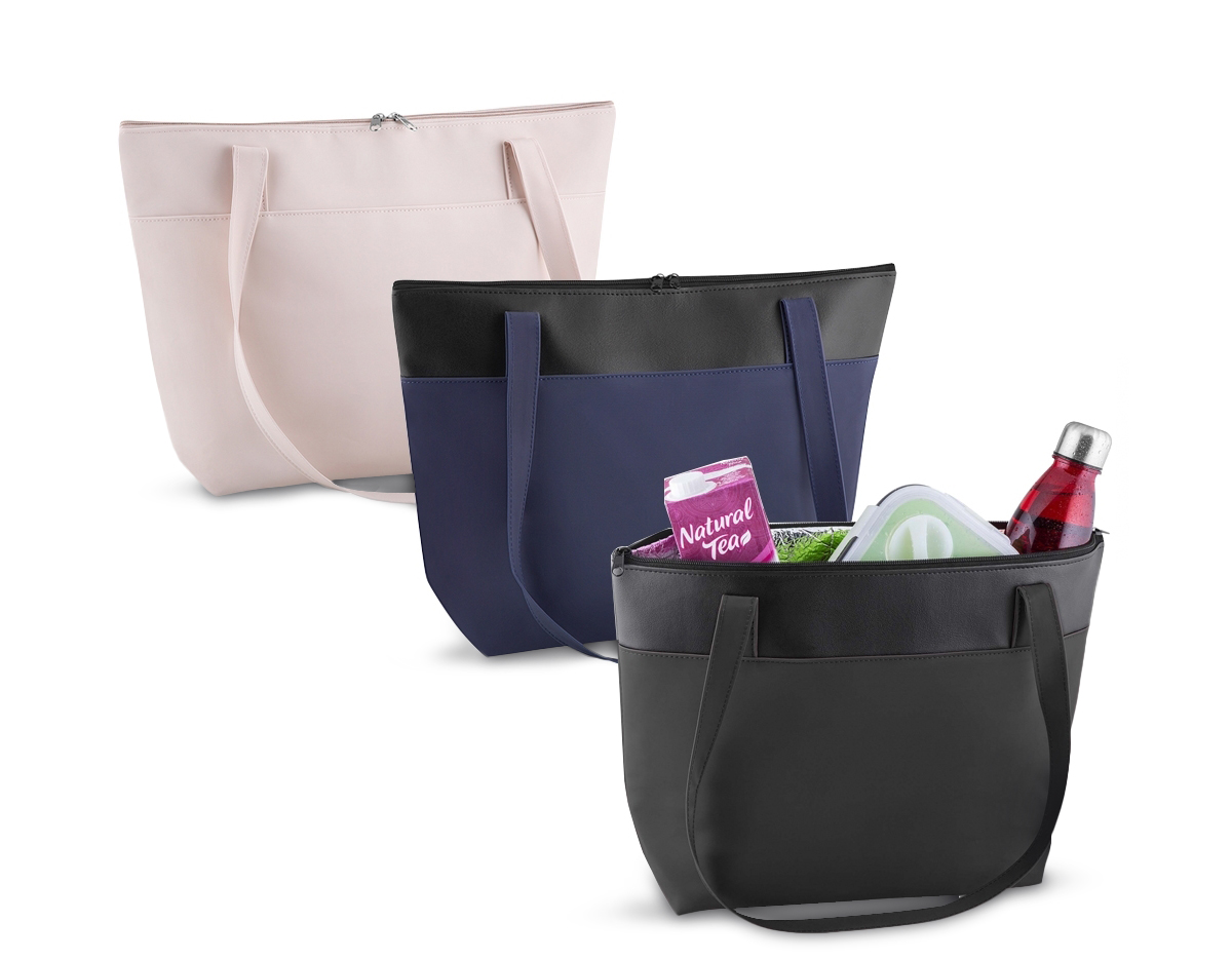 Bolsa térmica em nylon com capacidade para 20 litros. A bolsa possui detalhe em couro sintético na parte superior, e alça para ombro em nylon. 31x44,4x15cm				