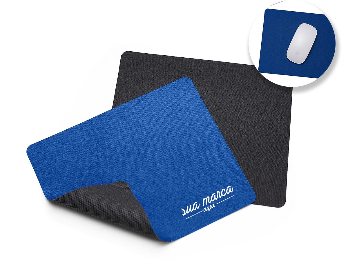 Mouse pad retangular de tecido, parte inferior emborrachada para evitar deslizamento.