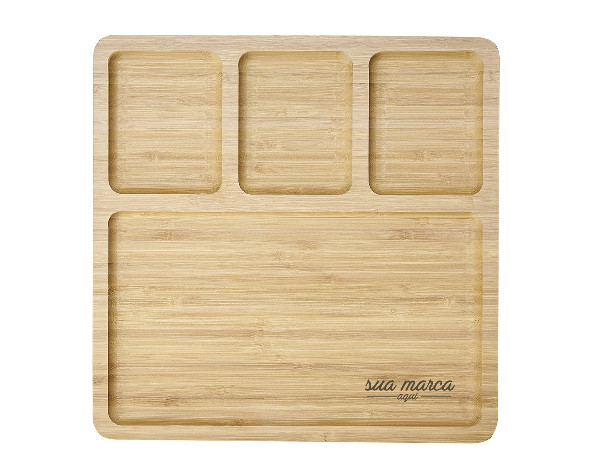 Petisqueira de bambu quadrada com 4 divisórias.