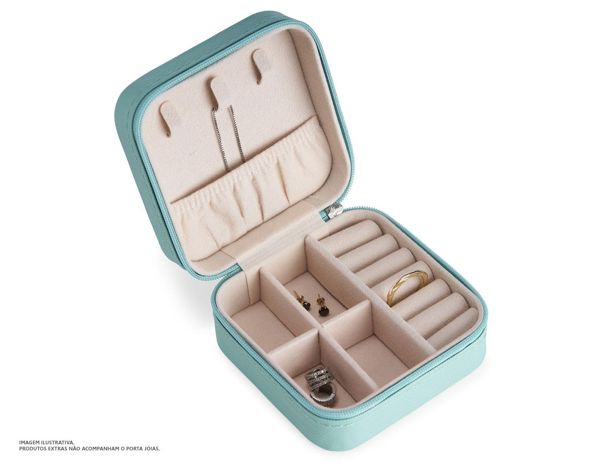 Porta joias de couro sintético com revestimento aveludado. Possui compartimentos internos para anéis, brincos, pulseiras e colares.