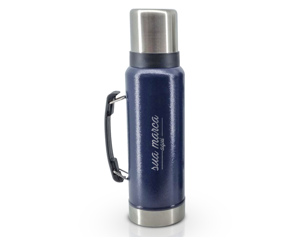 Garrafa térmica de inox livre de BPA com capacidade de 1,4 litro. Contém alça para transporte e pintura texturizada.
