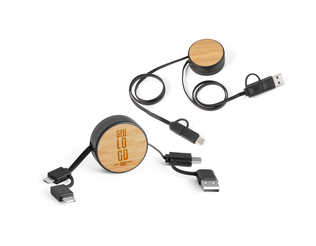 Cabo retrátil 5 em 1 em ABS e bambu. Uma das extremidades é USB-C com adaptador para USB-A, enquanto que na outra extremidade existe uma ponta especial 2 em 1 micro-usb e iOS com adaptador para USB-C. Entrada/saída: 5V/1A. 