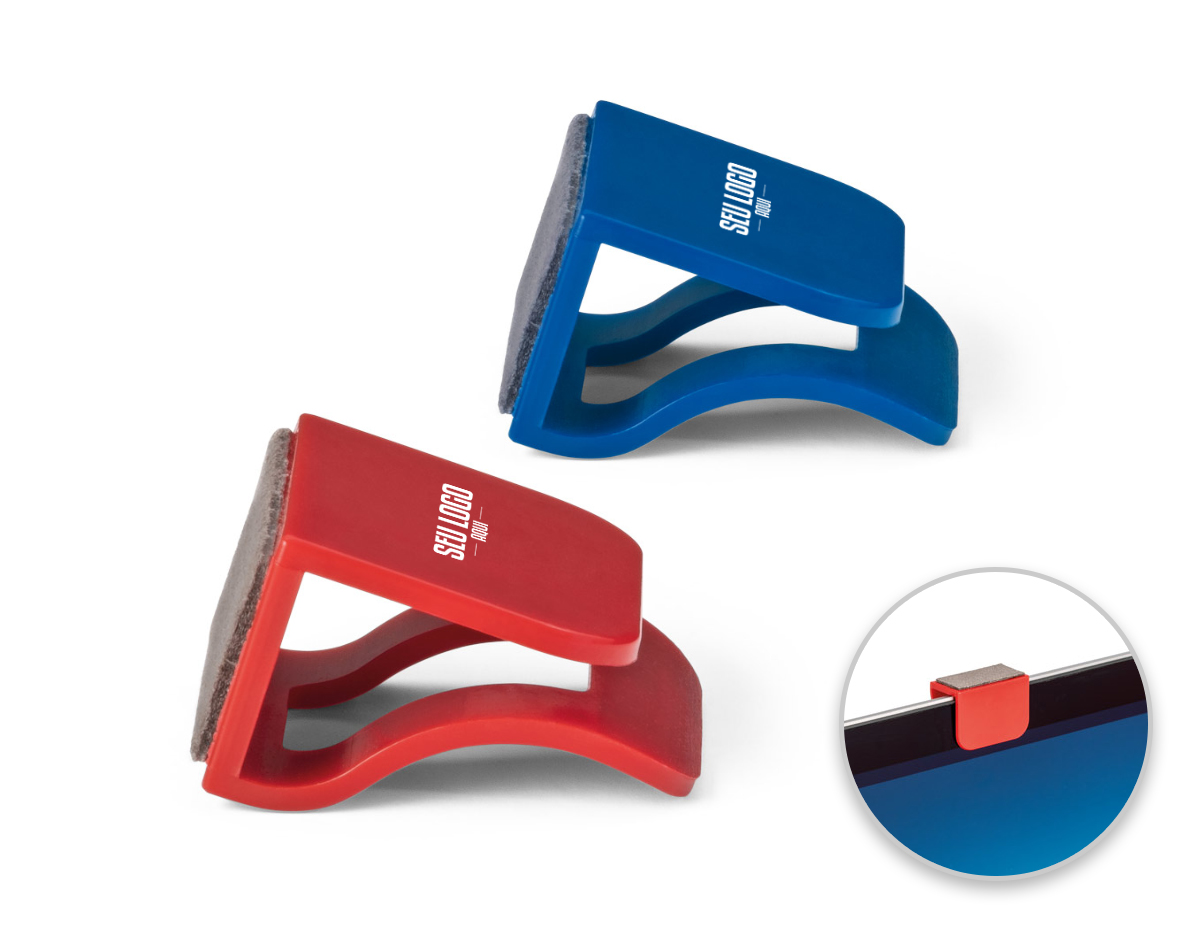 Protetor de webcam em formato clip com limpador de tela. Adequado para tablet e notebook