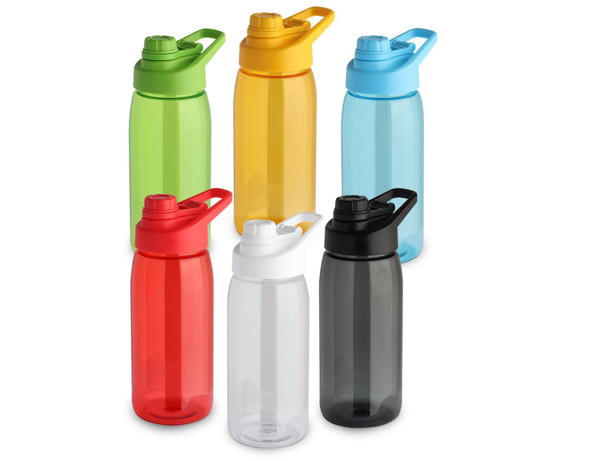 Garrafa em plástico ABS, tampa em plástico na cor do produto com anel de silicone para vedação. Capacidade: 600ml