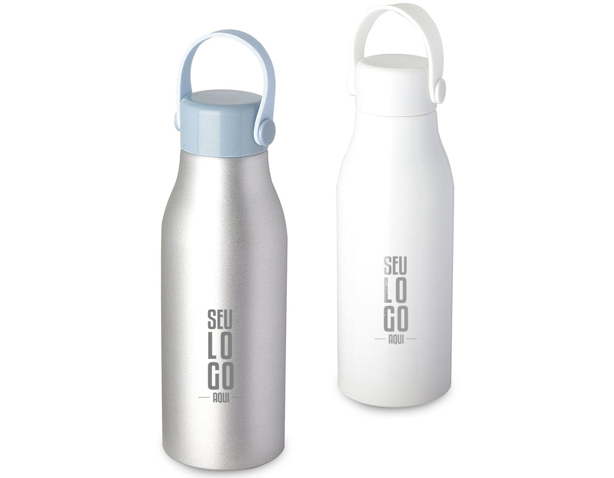 Garrafa em alumínio, tampa em plástico com alça na cor do produto. Capacidade de 550ml, pintura fosca.