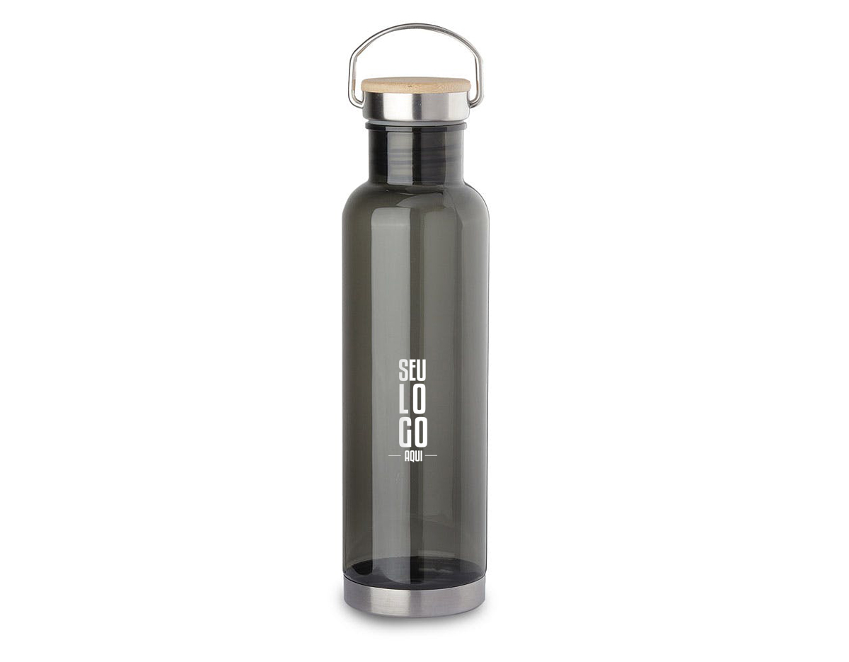 Garrafa plástica com tampa de aço inoxidável com detalhe na tampa em bambu. Tampa rosqueável. Com capacidade de até 750ml.