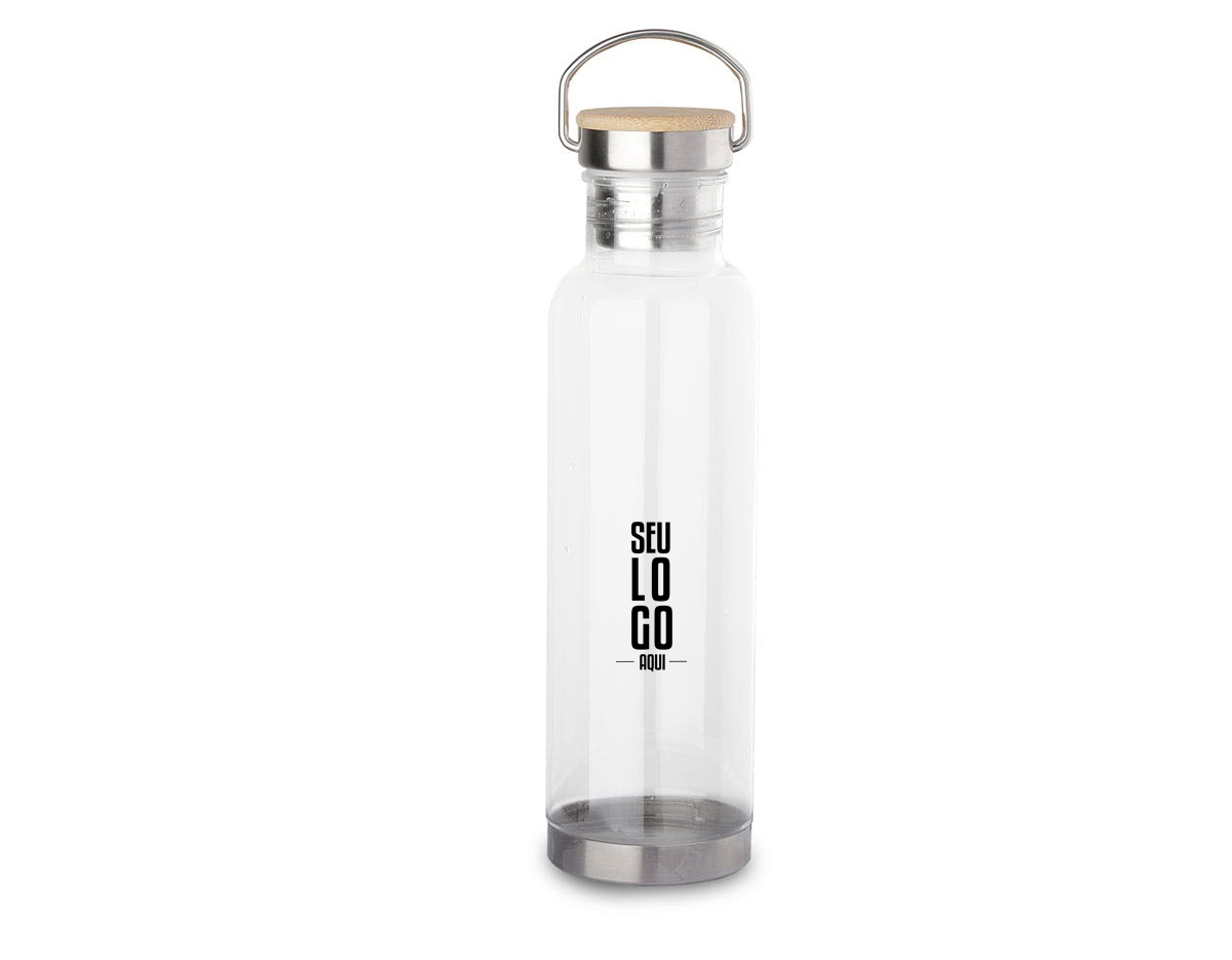 Garrafa plástica com tampa de aço inoxidável com detalhe na tampa em bambu. Tampa rosqueável. Com capacidade de até 750ml.