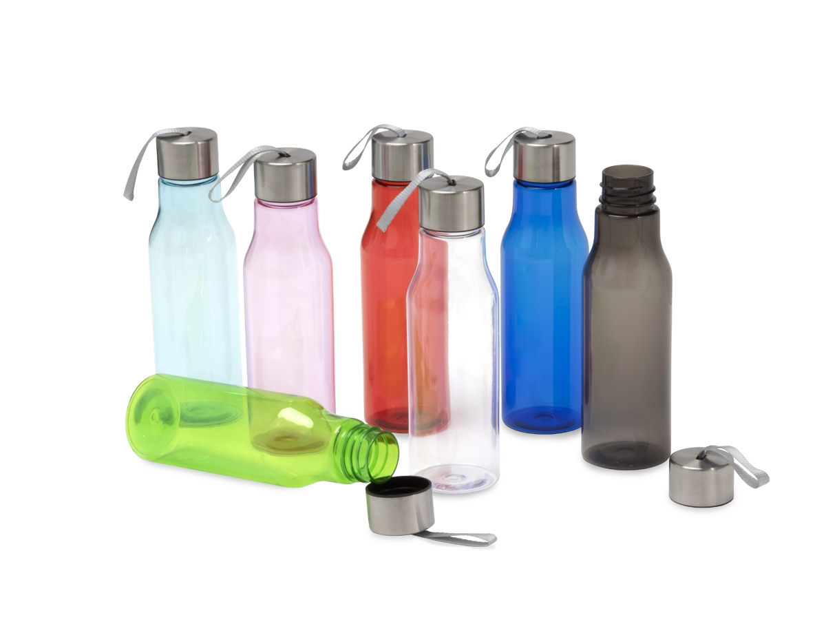 Garrafa plástica 600ml com tampa de alumínio e alça de nylon embutida.