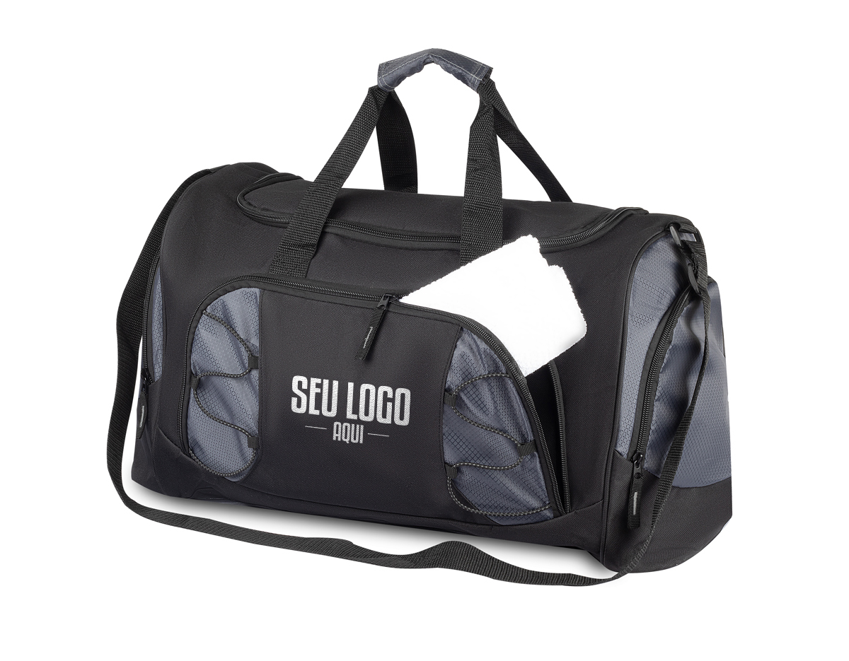 Mala esportiva em tecido poliéster, compartimento interno para roupas e compartimento externo para roupa suja. Na parte inferior da mala possui 4 borrachas de apoio para que a mala não encoste diretamente no chão. Zíper frontal e bolsos laterais, com alça de mão e ombro.