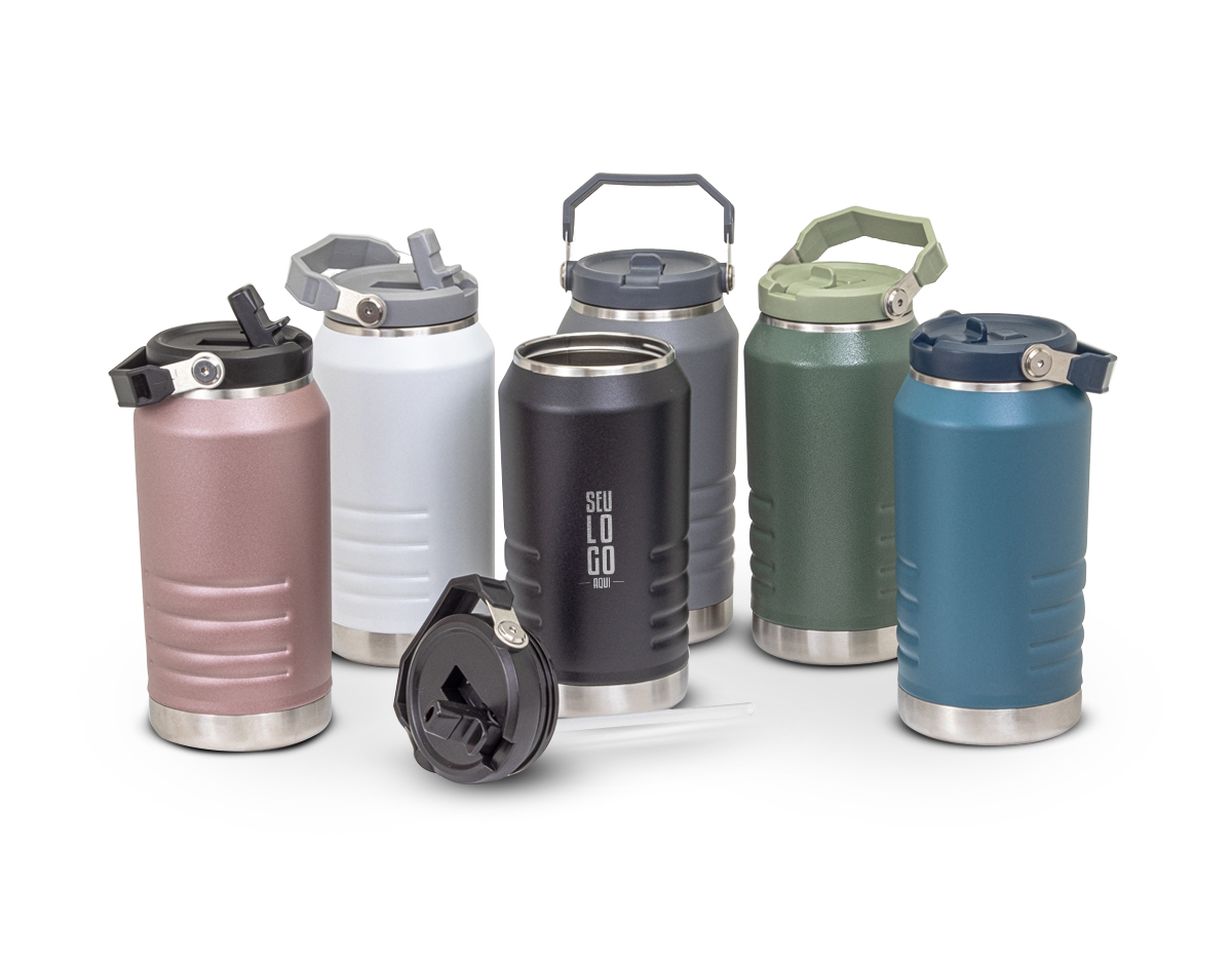 Garrafa térmica feita em inox 304 com parede dupla, capacidade de 1,1 litros. Com alça para transporte, a tampa contém bico inclinável e canudo interno.