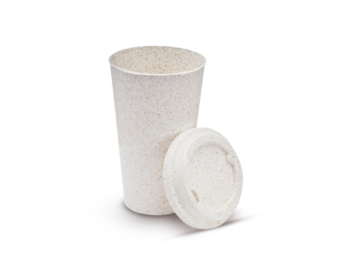 Copo fibra de arroz com capacidade de 550ml. Feito em polipropileno atóxico, o copo possui tampa rosqueável com bocal