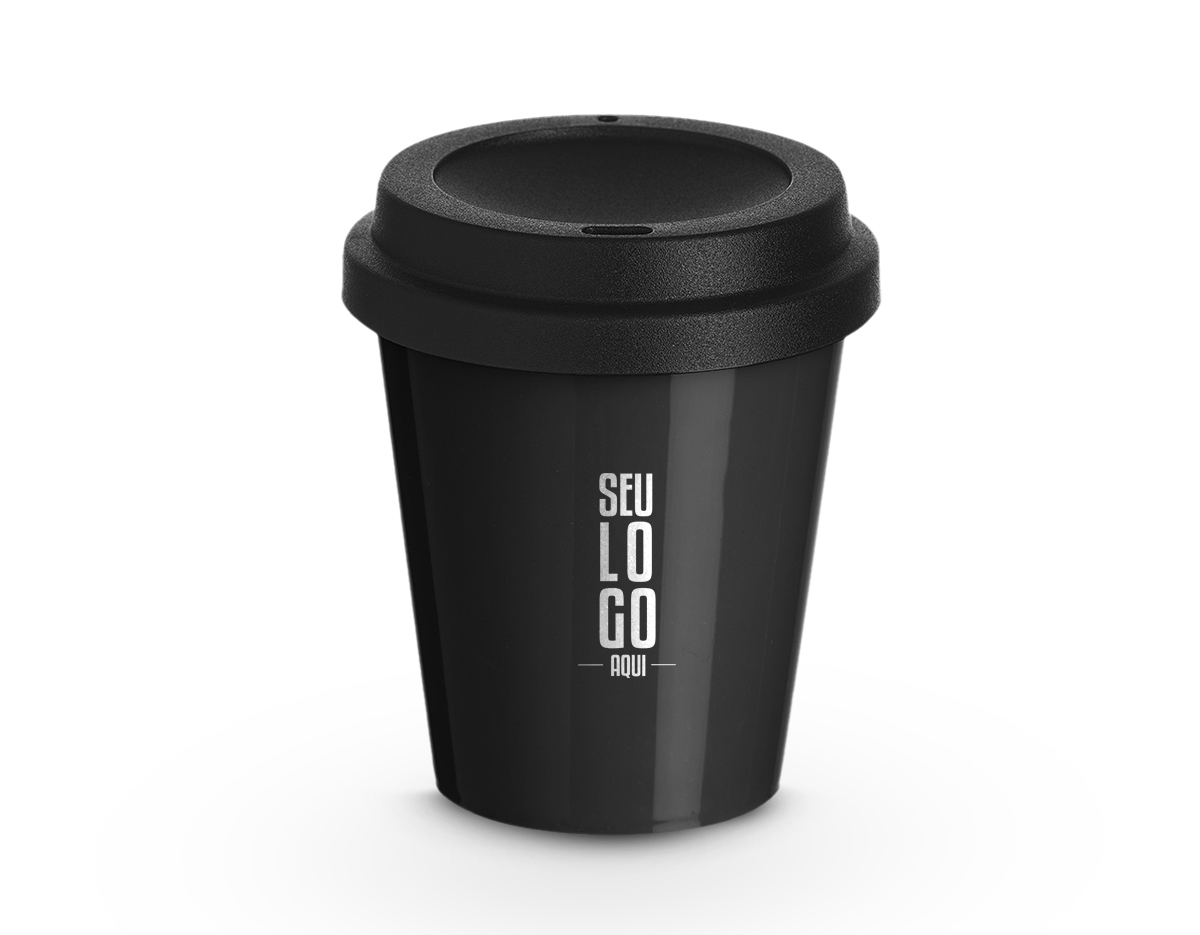 Copo plástico com capacidade de 350ml, tampa com bocal.