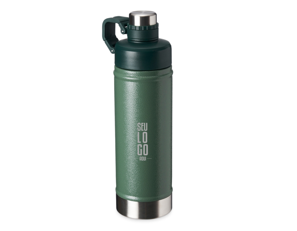 Garrafa térmica de parede dupla em inox, capacidade de 700ml. Tampa principal com bocal e tampa protetora com alça de transporte acoplada.