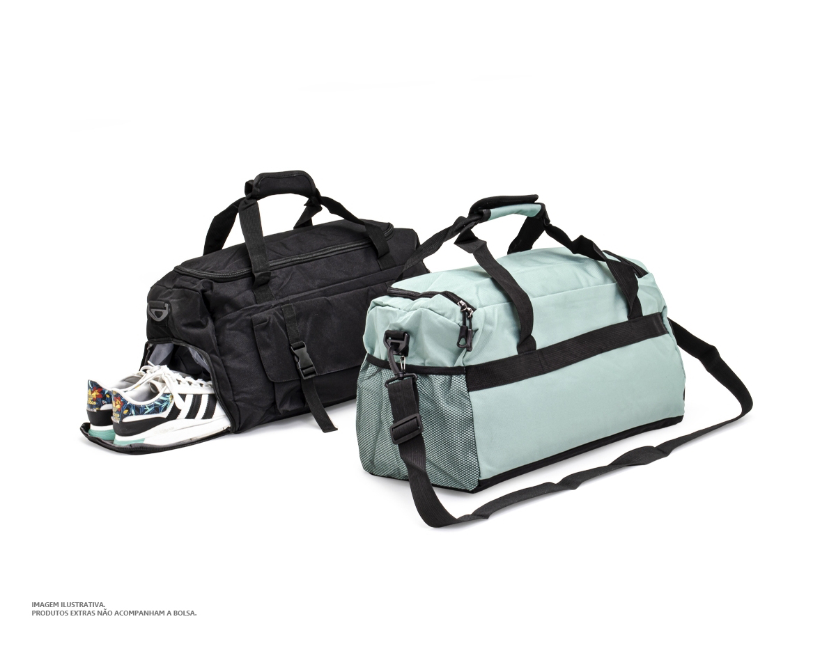Bolsa esportiva de 39 litros em nylon resistente à água com três compartimentos, sendo um deles exclusivos para tênis. Compartimento principal com bolso de zíper exclusivo para itens molhados. Com bolso lateral telado e alças de mãos com suporte de juntura, a bolsa contém alça transversal removível e alça para engate em malas de viagem.