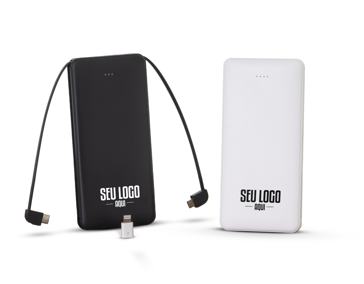 Power bank plástico de 10.000mAh com indicadores led de bateria e cabos acoplados: Tipo-C e V8. Acompanha cabo USB V8 e adaptador Lightning.