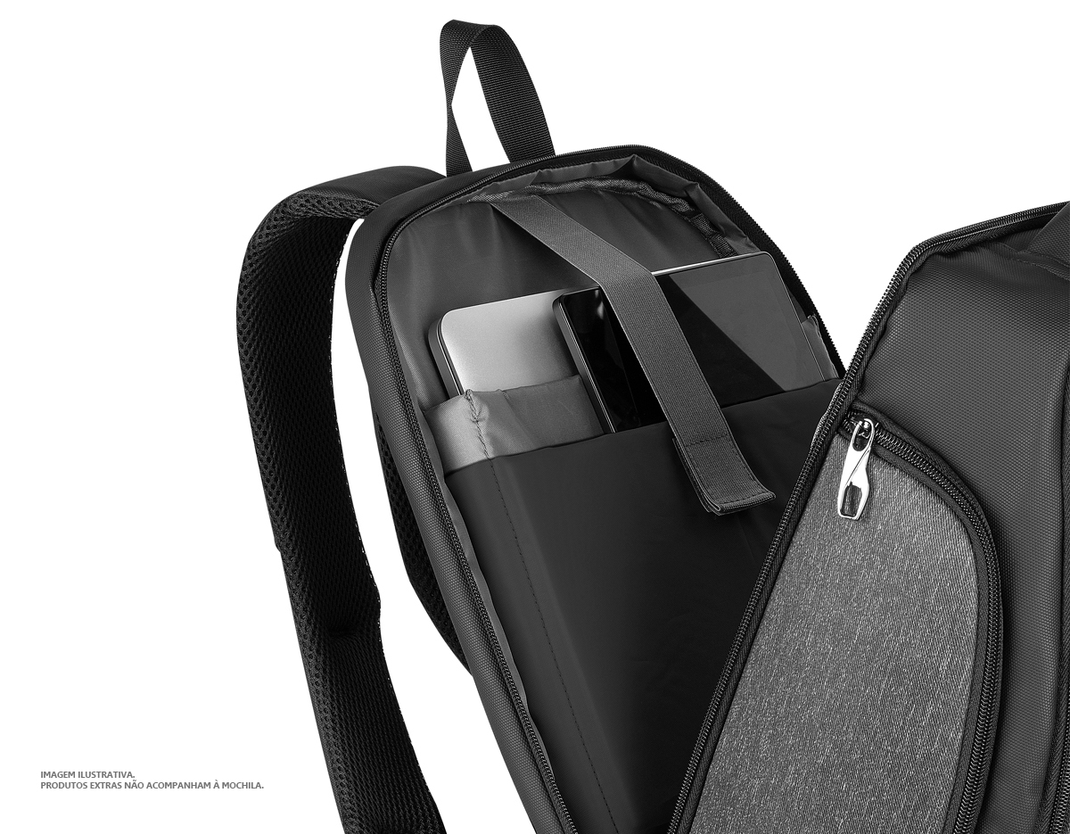 Mochila Premium para notebook em tecido poliéster.
Parte Externa:
Alça de mão 
2 bolsos frontais, dois bolsos laterais.
Saída para fone de ouvido e USB.
Engate para peitoral, ideal para corridas ou caminhadas com a mochila.
Parte Interna:
Compartimento acolchoado p/ notebook.
Compartimento acolchoado para tablet.
Divisórias internas