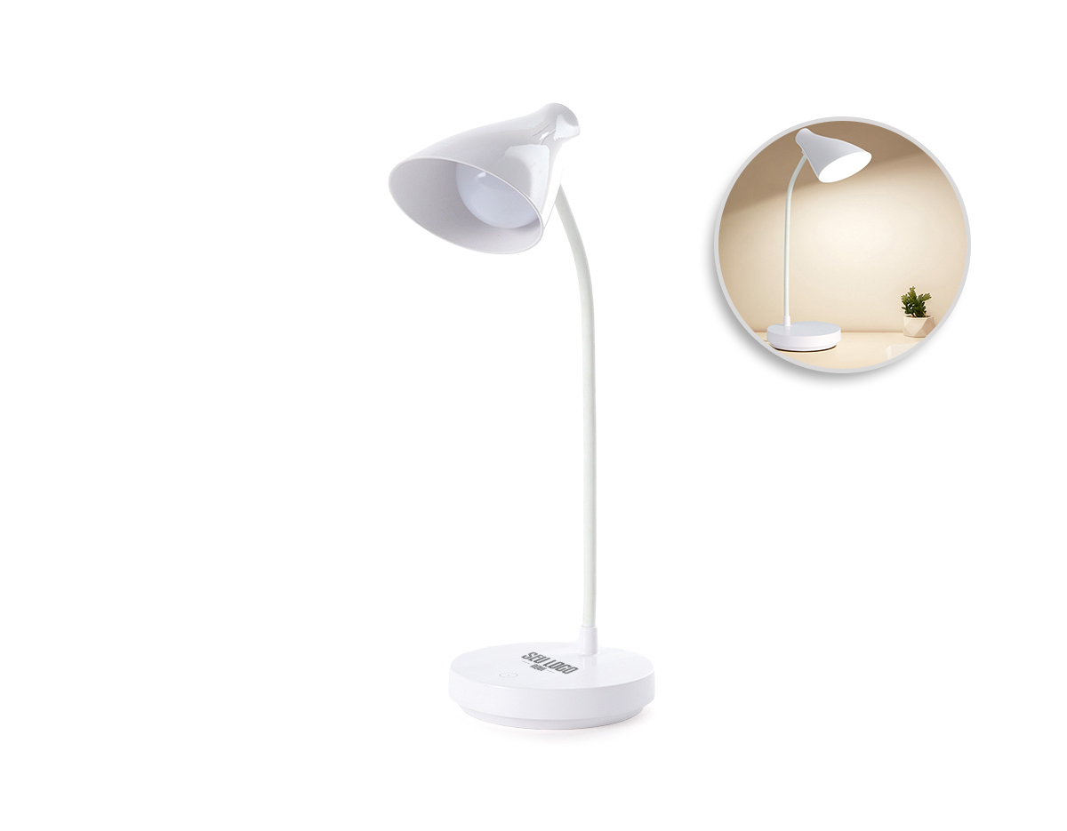 Luminária articulável em led recarregável e funcionamento touch, material plástico. Contém três estágios de iluminação com regulagem de intensidade touch: luz fria (branca), luz quente (amarela) e luz mista (branca e amarela). Base com botão para ligar e desligar. Acompanha uma bateria de lítio e cabo USB para carregamento.Aberto 40 cm