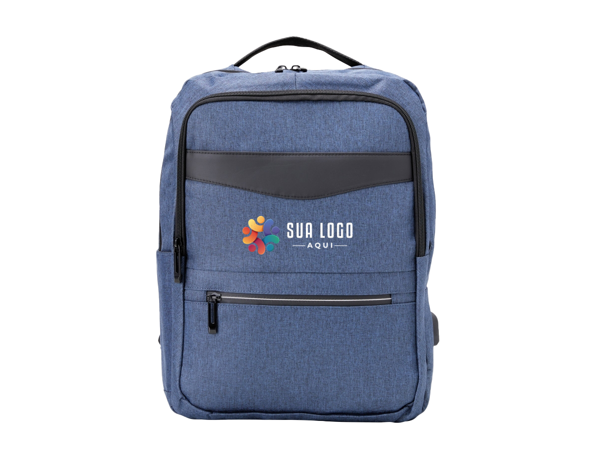 Mochila de nylon 22 Litros com detalhes em couro sintético e três compartimentos, sendo o principal com bolso para notebook 15,6. Mochila possui bolso lateral e suporte externo usb.